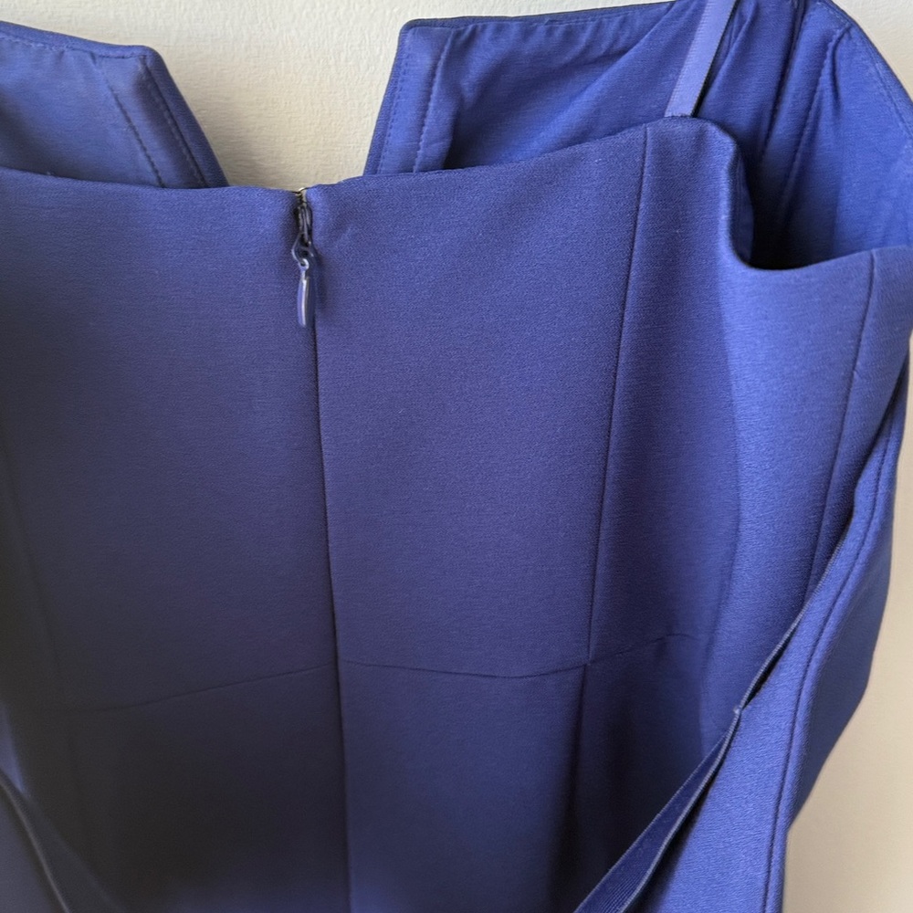 BCBGMAXAZRIA Amalie Off-The-Shoulder Stretch Crepe Gown - Picture 11 of 16